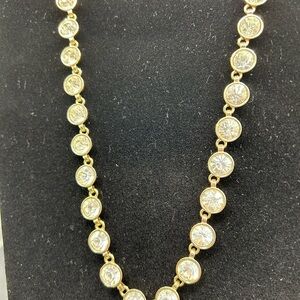 Elegant Gold and crystal Necklace